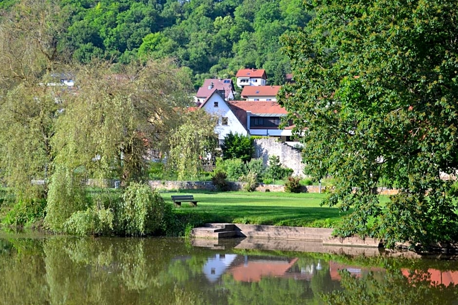 Die Krone am Fluss - Landhotel Sindringen