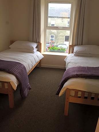 Twin Room with Bathroom