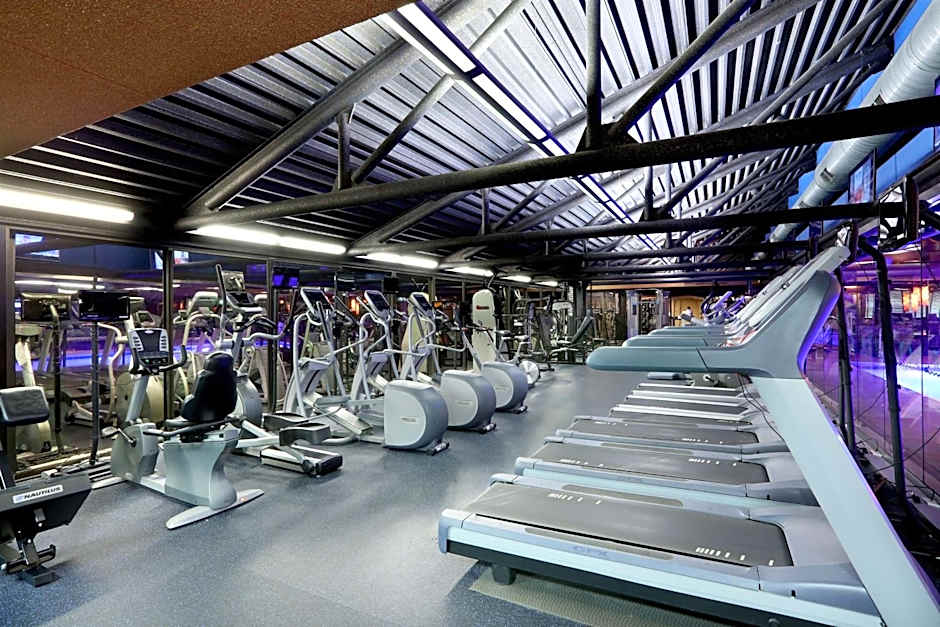 Amway Grand Plaza Hotel, Curio Collection by Hilton