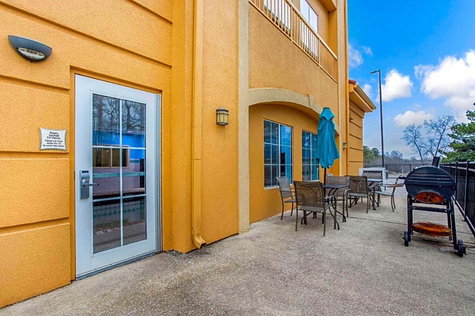 La Quinta Inn & Suites by Wyndham Fultondale
