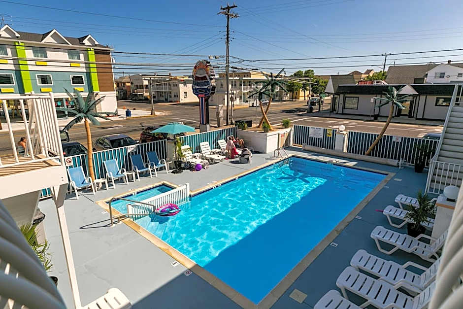 Daytona Inn and Suites