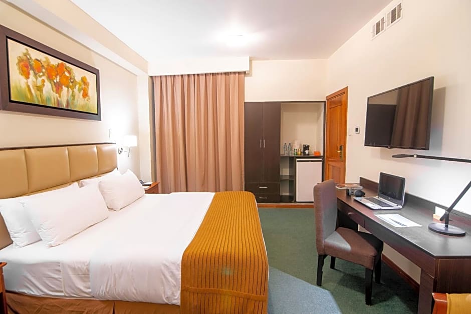 El Dorado Classic Hotel