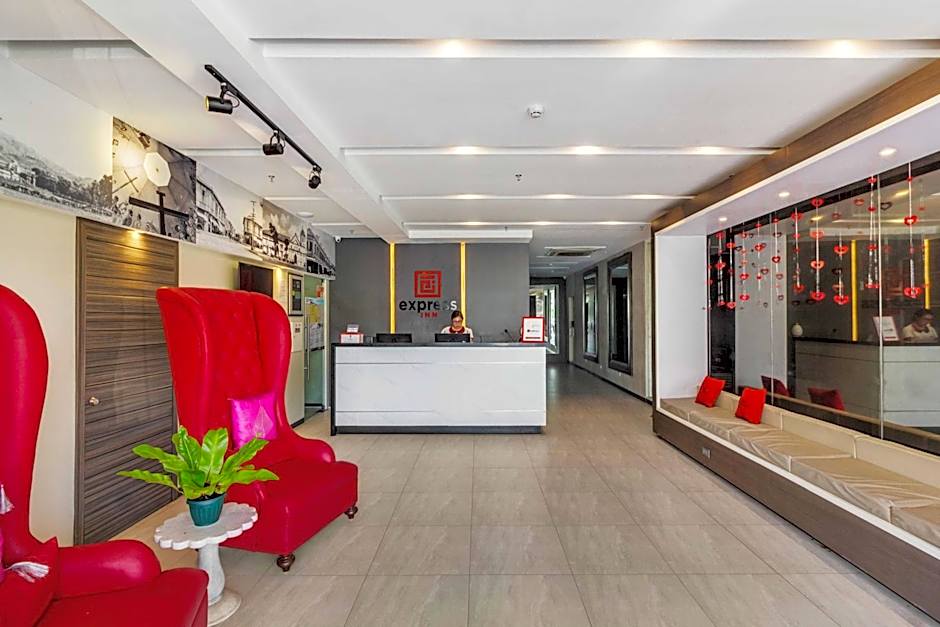 RedDoorz Plus @ Jones Avenue Cebu