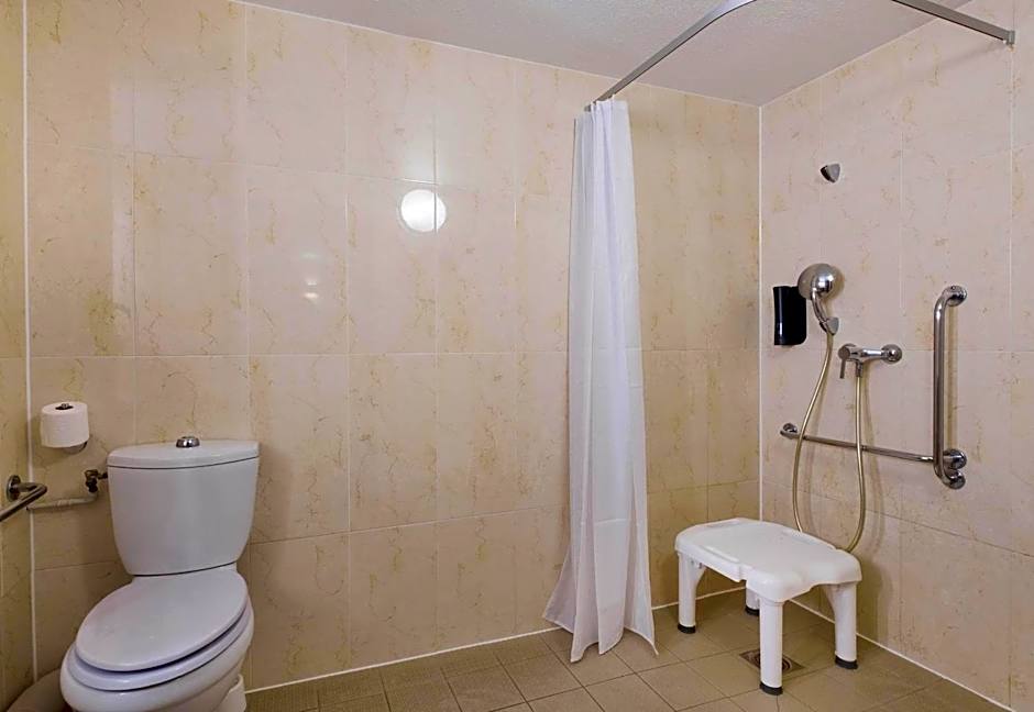B&B HOTEL FREJUS Puget-sur-Argens
