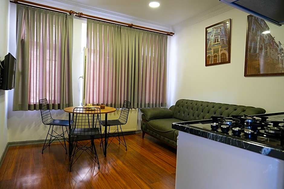 Taksim Neo Pera Suites