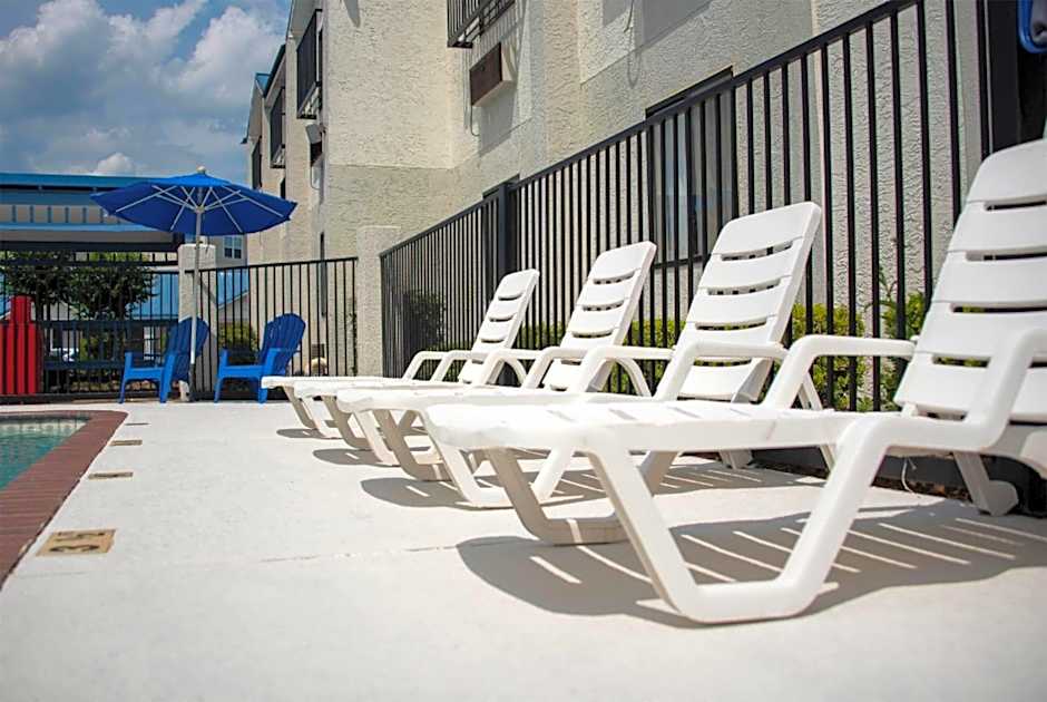 Days Inn by Wyndham Troy