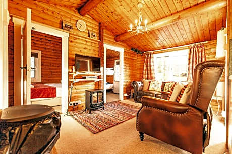 Stunning Log Cabin with Garden in Snowdonia - Hosted by Seren Short Stays