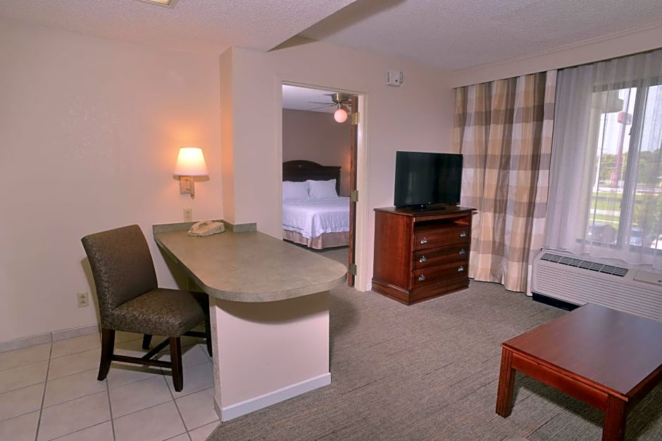 Hampton Inn By Hilton & Suites Springfield