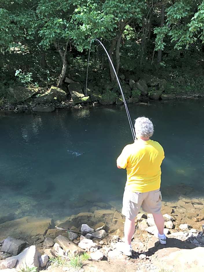 Cassville Four Seasons Inn & Suites