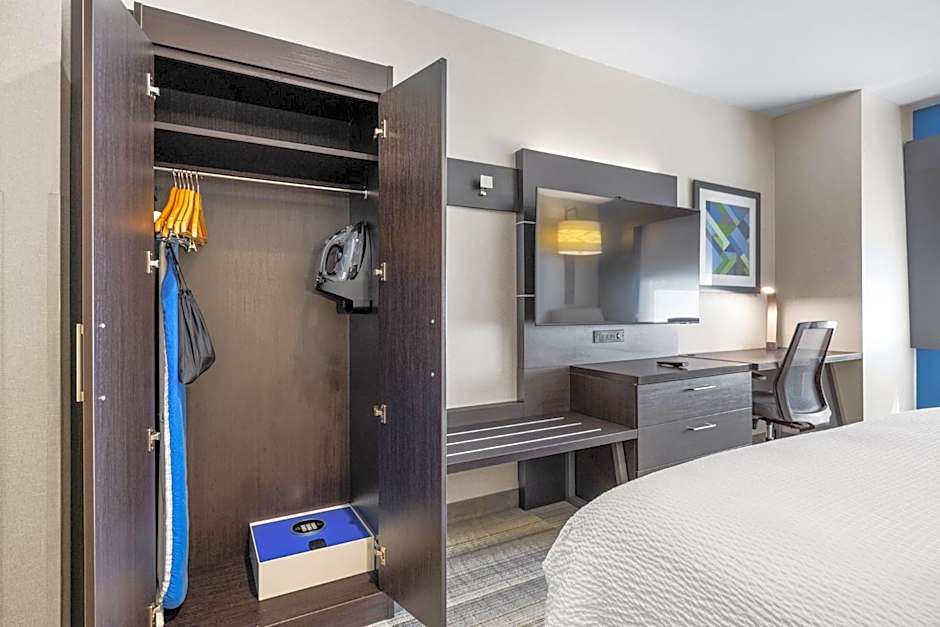 Holiday Inn Express Sunnyvale - Silicon Valley By IHG