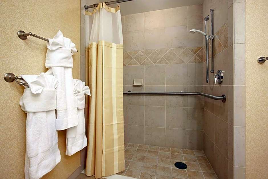 Hilton Raleigh North Hills