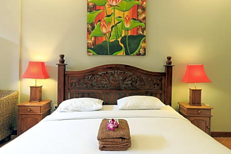 Deluxe Room Garden View with Balcony