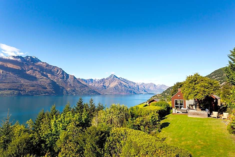 Azur Lodge