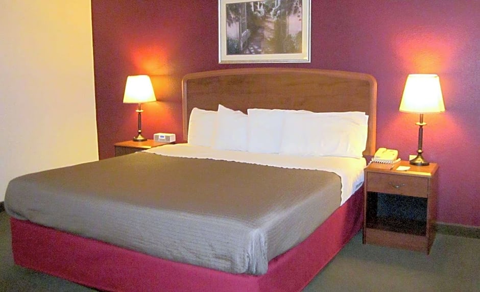 AmericInn by Wyndham Appleton North/Little Chute