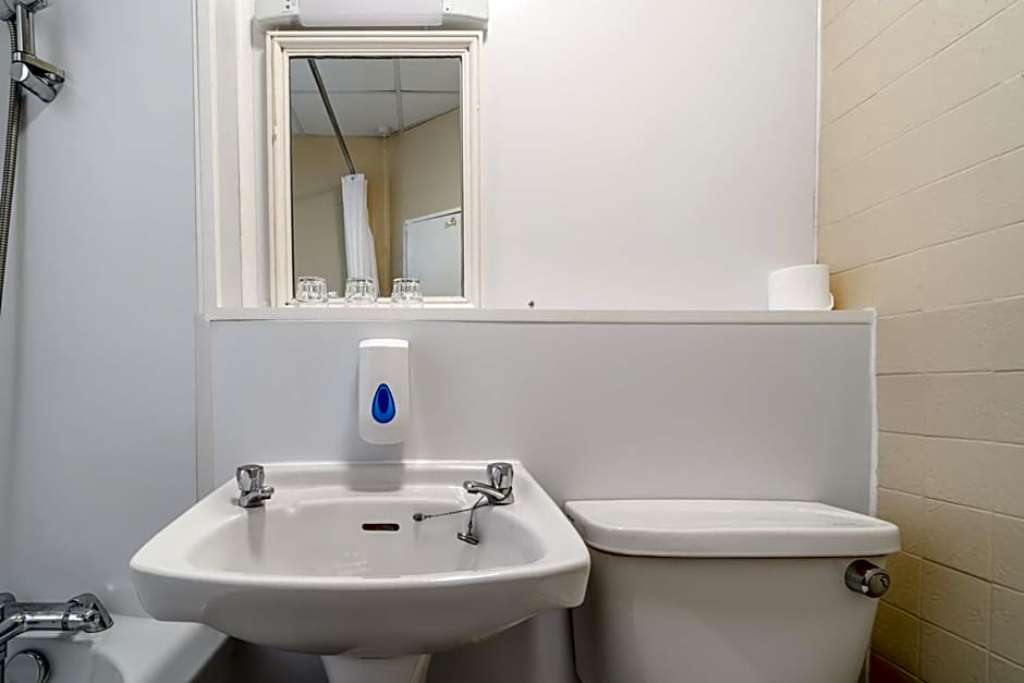Heathlands Hotel