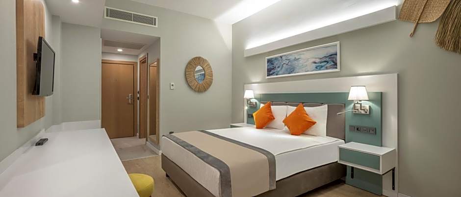 Arcanus Hotels Trendline Side