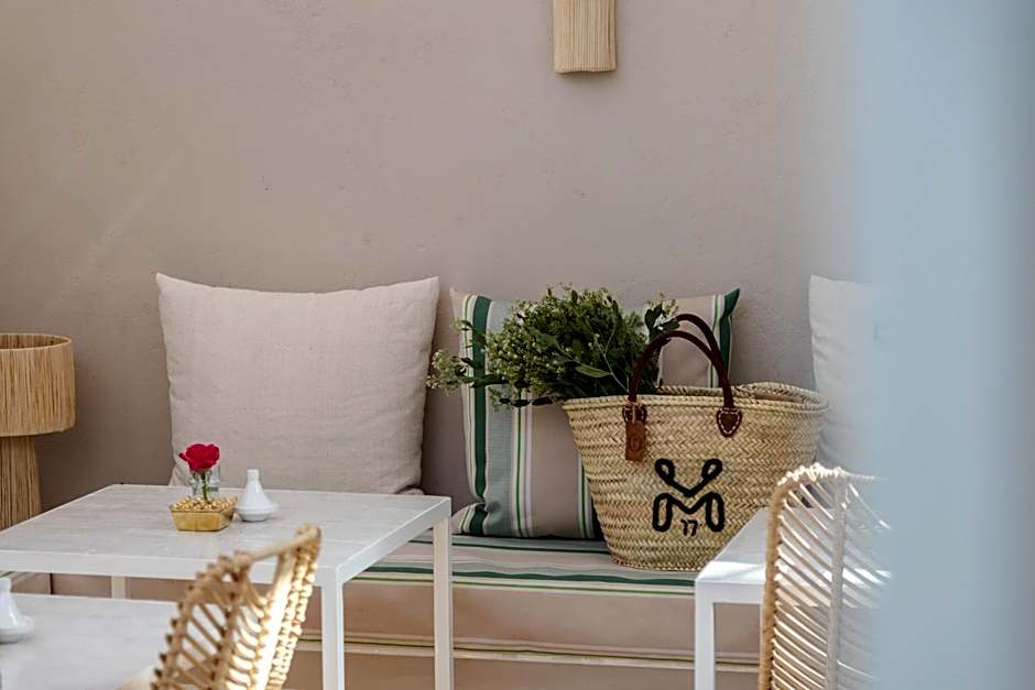 M-17 Riad & Spa