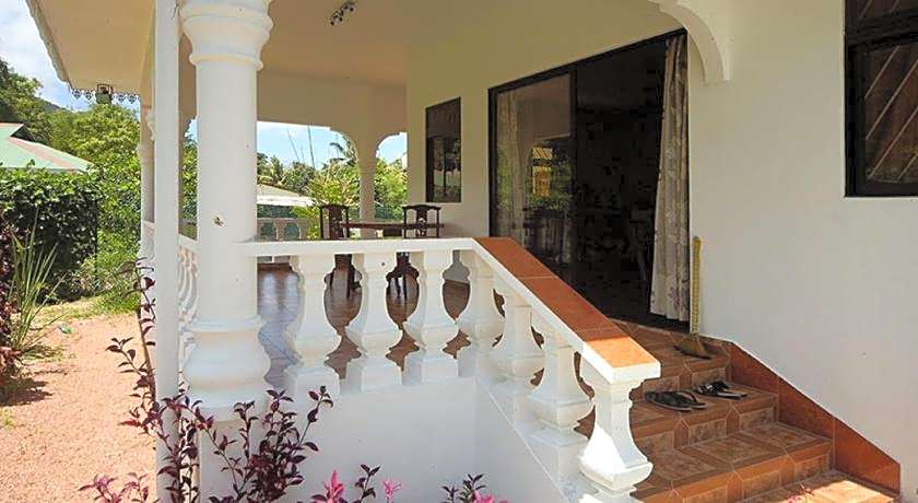 Coco Bay Guest House