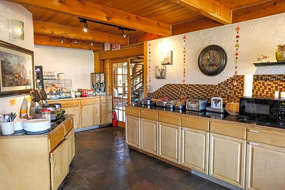 The Boulder Creek Lodge