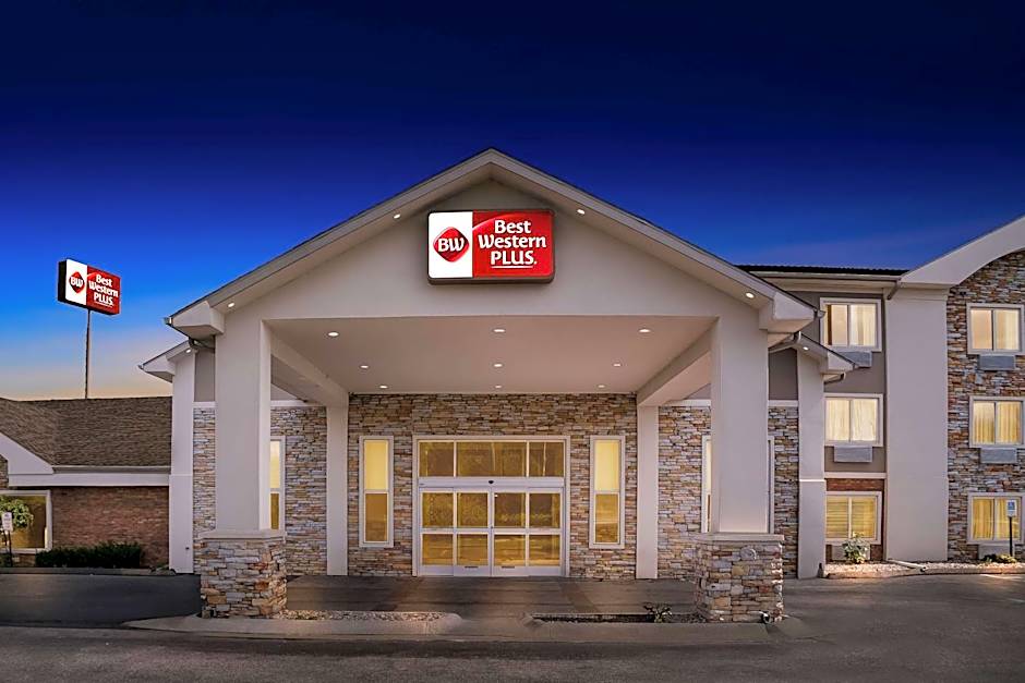 Best Western PLUS Flint Airport Inn & Suites