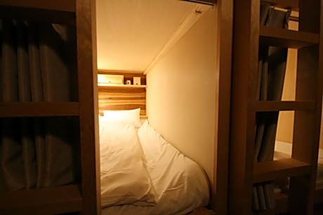 Bunk Bed in Mixed Dormitory Room