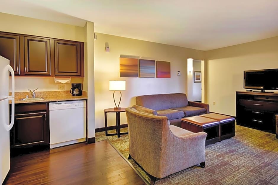 Staybridge Suites Madison - East