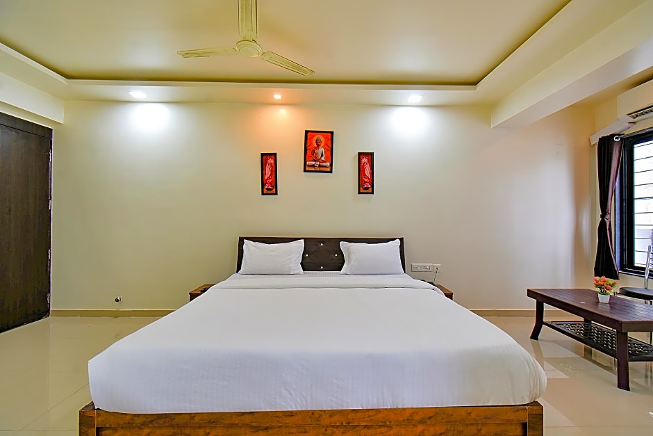 FabHotel White House - Nr. Sinhagad Speciality Hospital