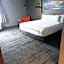 La Quinta Inn & Suites by Wyndham Bardstown