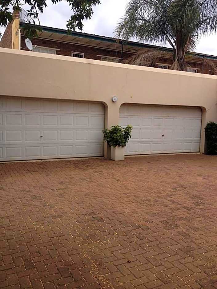 Pilot Inn Accommodation