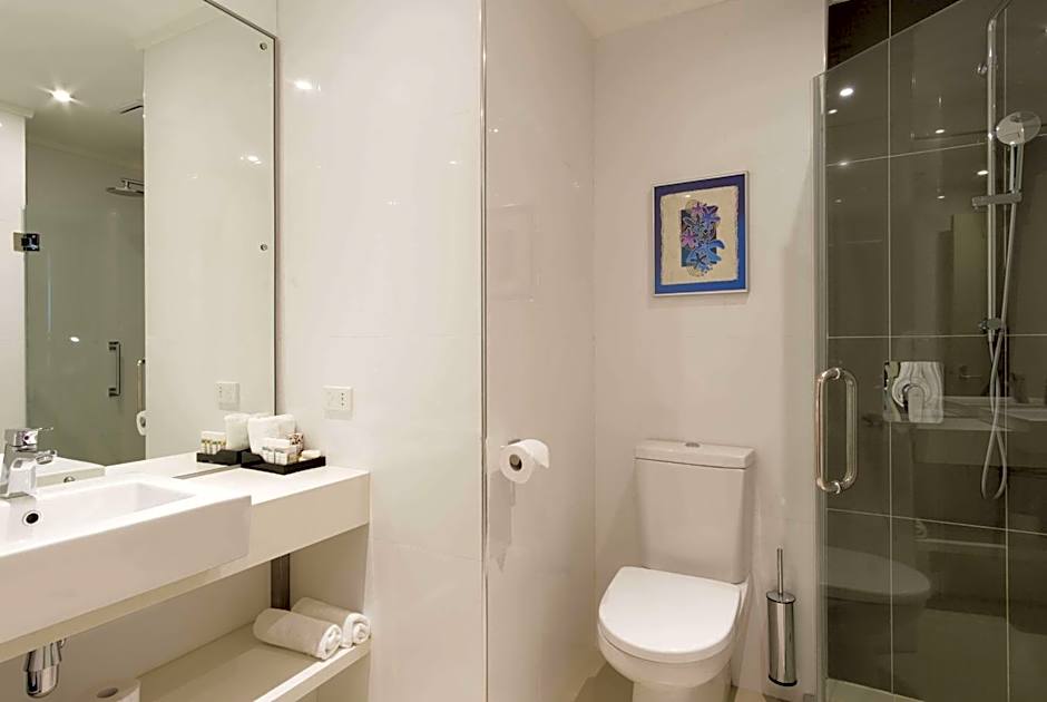 Ramada Suites by Wyndham Wailoaloa Beach Fiji