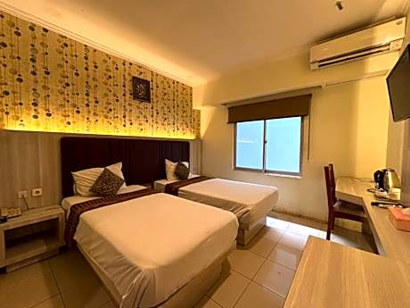 Deluxe - 2 Beds, Smoking