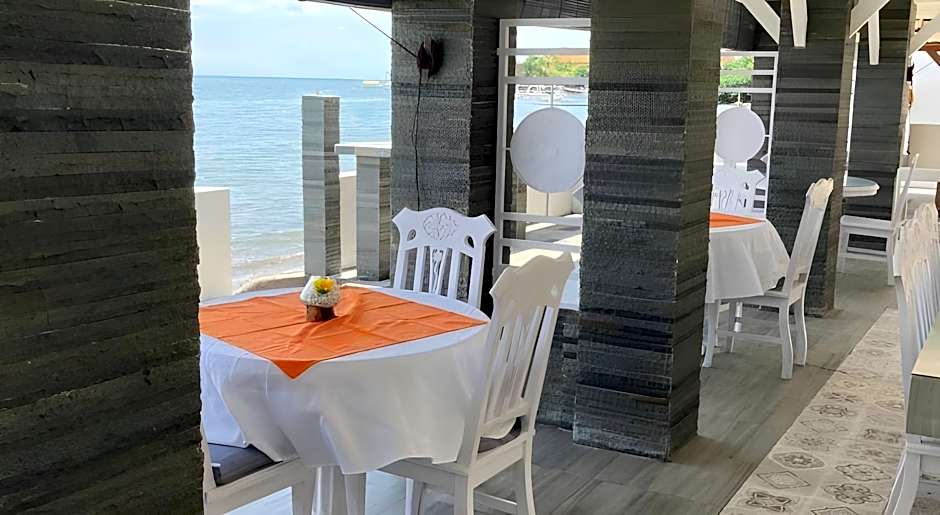 Villa Agung Beach Inn