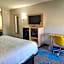 Days Inn & Suites by Wyndham New Iberia