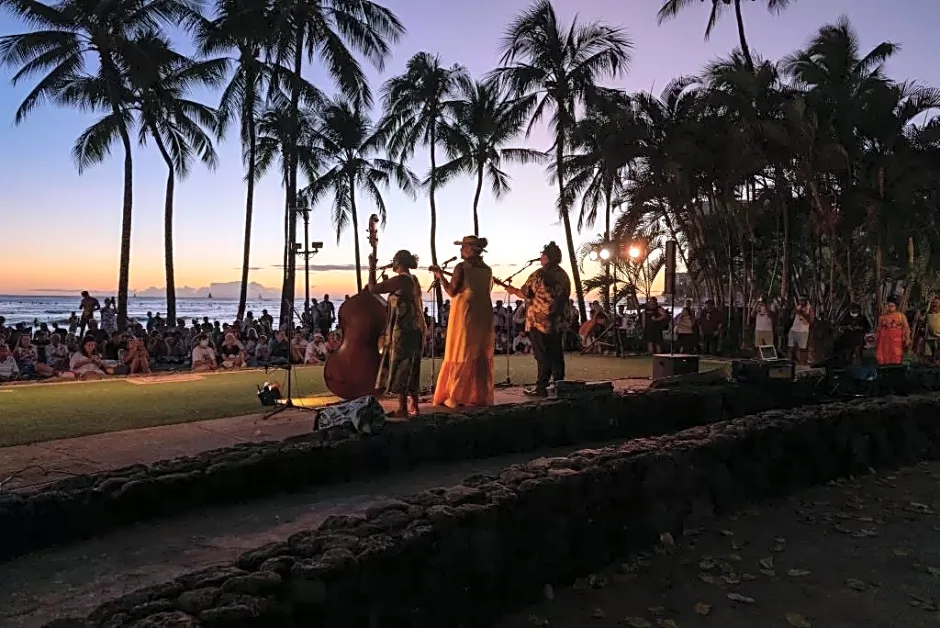 Hilton Waikiki Beach