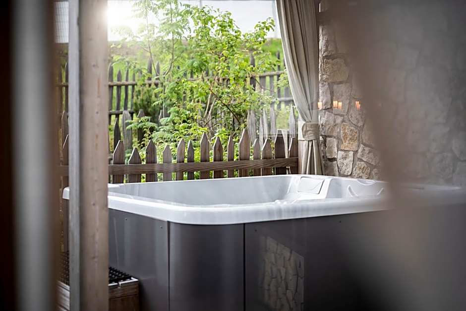 Post Alpina - Family Mountain Chalets