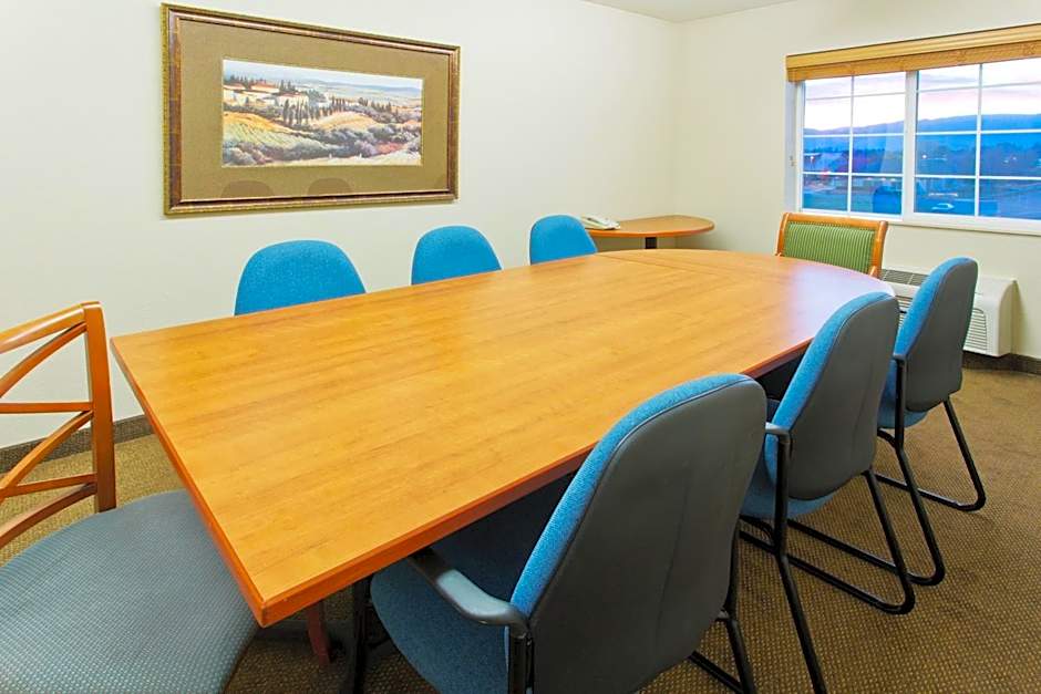 Candlewood Suites Medford By IHG