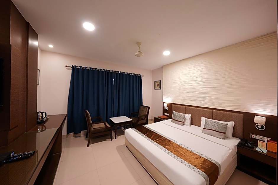 Landmark Hotel