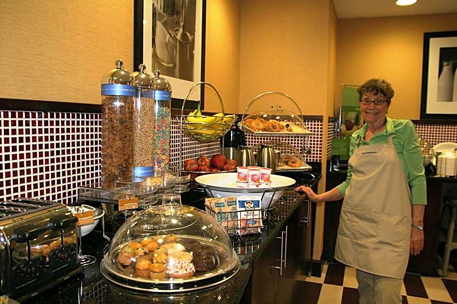 Hampton Inn By Hilton & Suites Millington