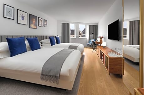 2 Double Beds Premium Room