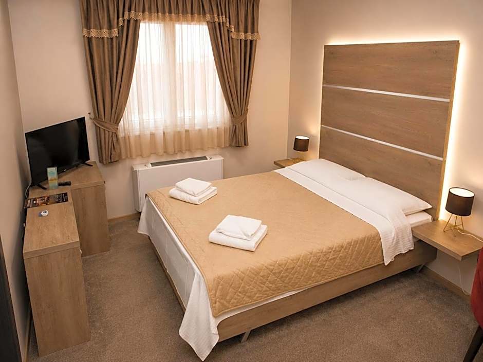 Semberski Salaš Intergaj Hotel