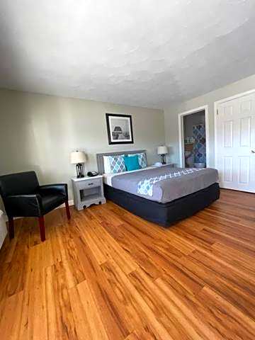 Colonial Inn Seekonk