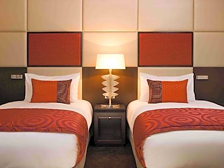 Superior Room 2 Single Beds