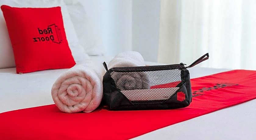 RedDoorz near Lampung Walk 2