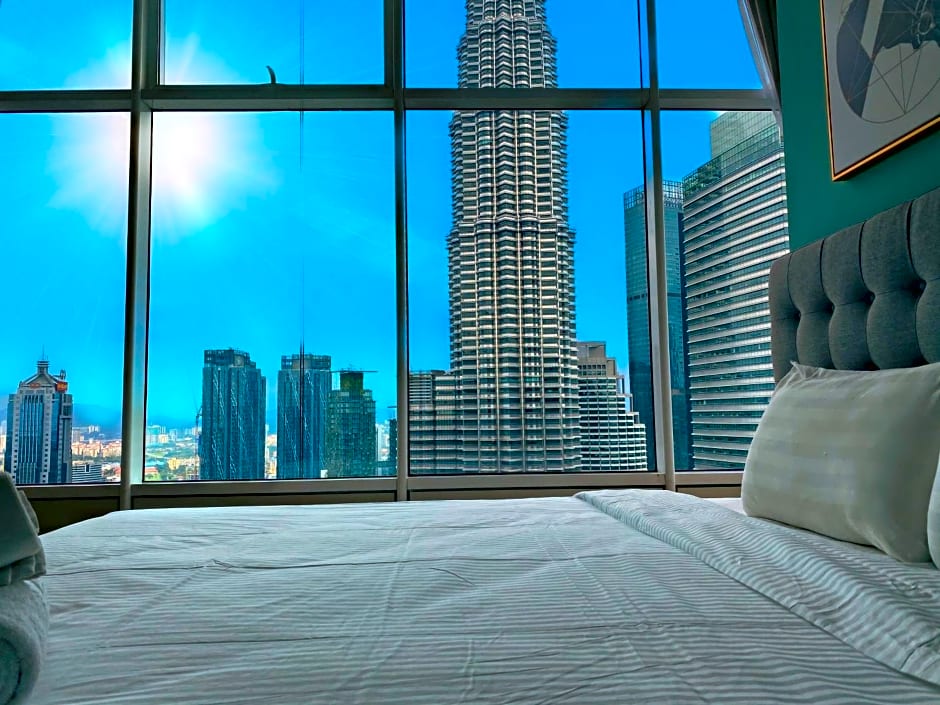 Sky Suites KLCC by Like Home