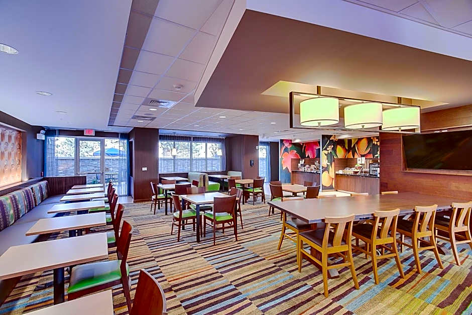 Fairfield Inn & Suites by Marriott Wichita East