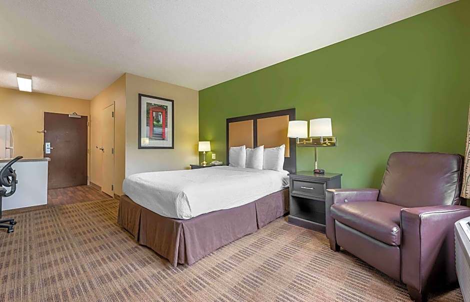 Extended Stay America Suites - Bloomington - Normal