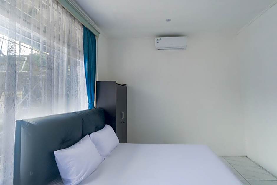 OYO Life 3055 Rumah Enin