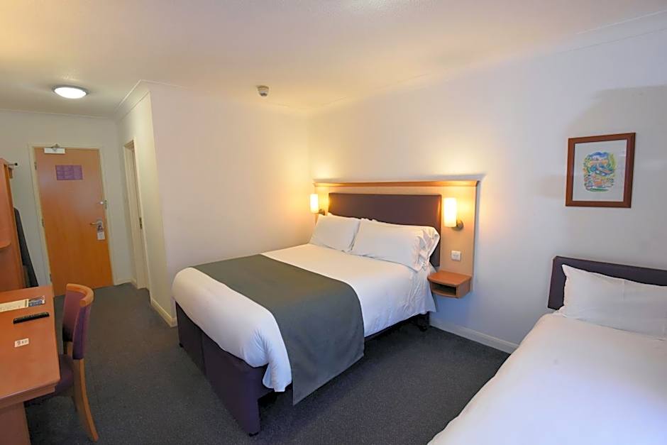 Lea Gate by Greene King Inns