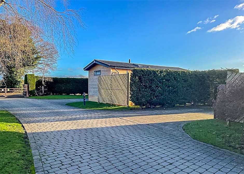 Hollybrook Lodges