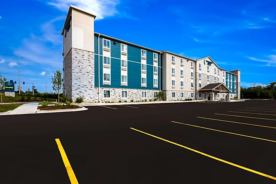 WoodSpring Suites Chicago Addison